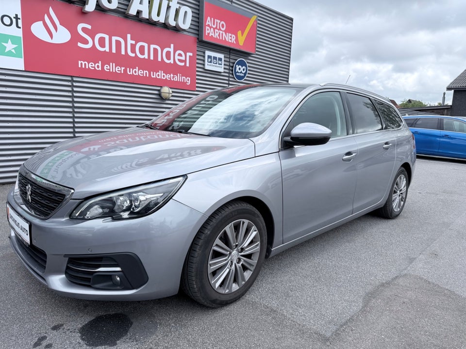 Peugeot 308 1,5 BlueHDi 130 Allure Sky SW 5d