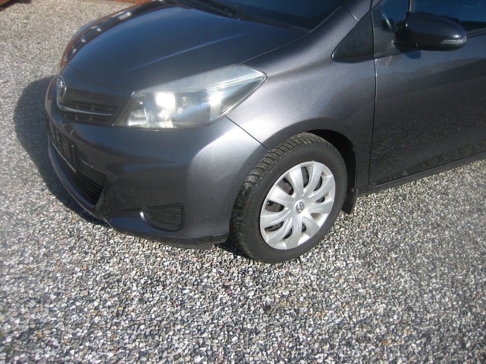 Toyota Yaris 1,3 VVT-i T2 Touch 5d