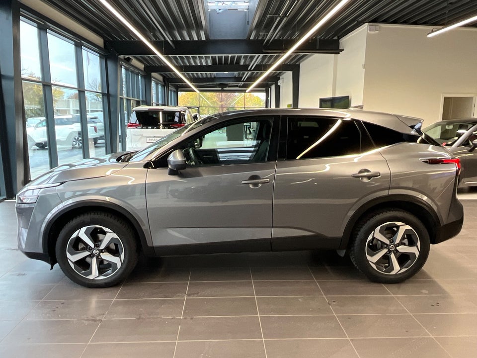 Nissan Qashqai 1,3 mHEV N-Connecta X-tr. 5d