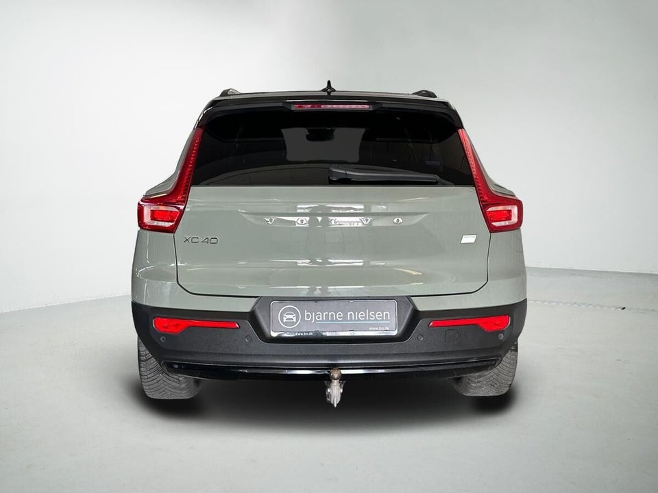 Volvo XC40 P6 ReCharge Pro 5d