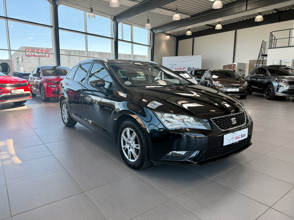 Seat Leon 1,6 TDi 105 Reference ST 5d