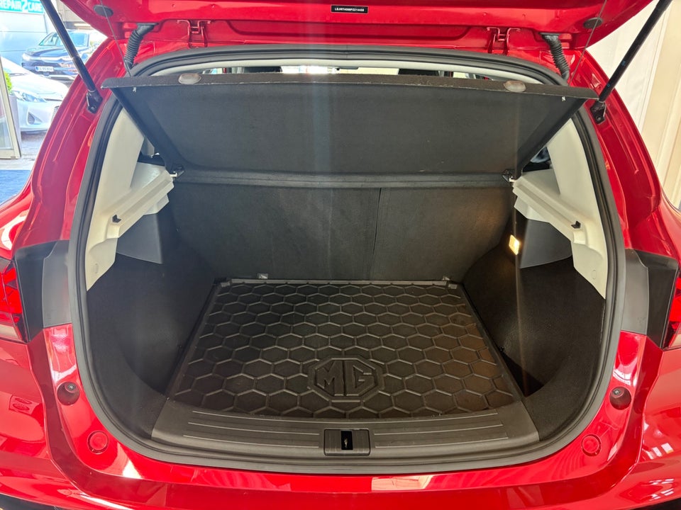 MG ZS 70 Luxury 5d