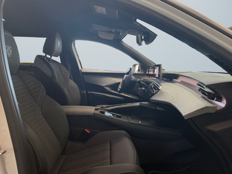 Peugeot e-5008 77 GT 7prs 5d