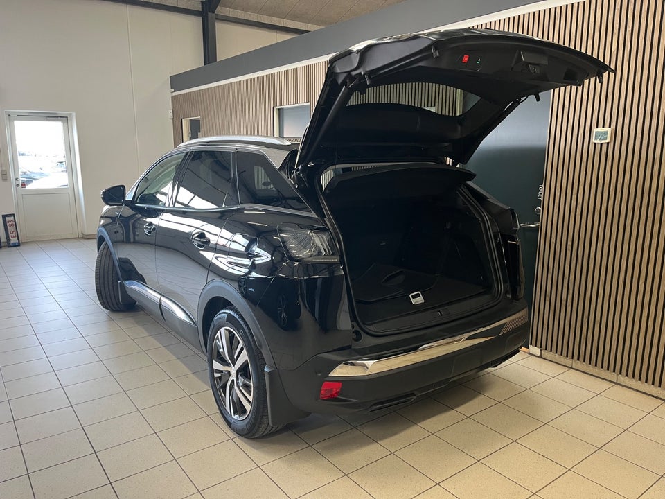 Peugeot 3008 1,6 Hybrid Allure EAT8 5d