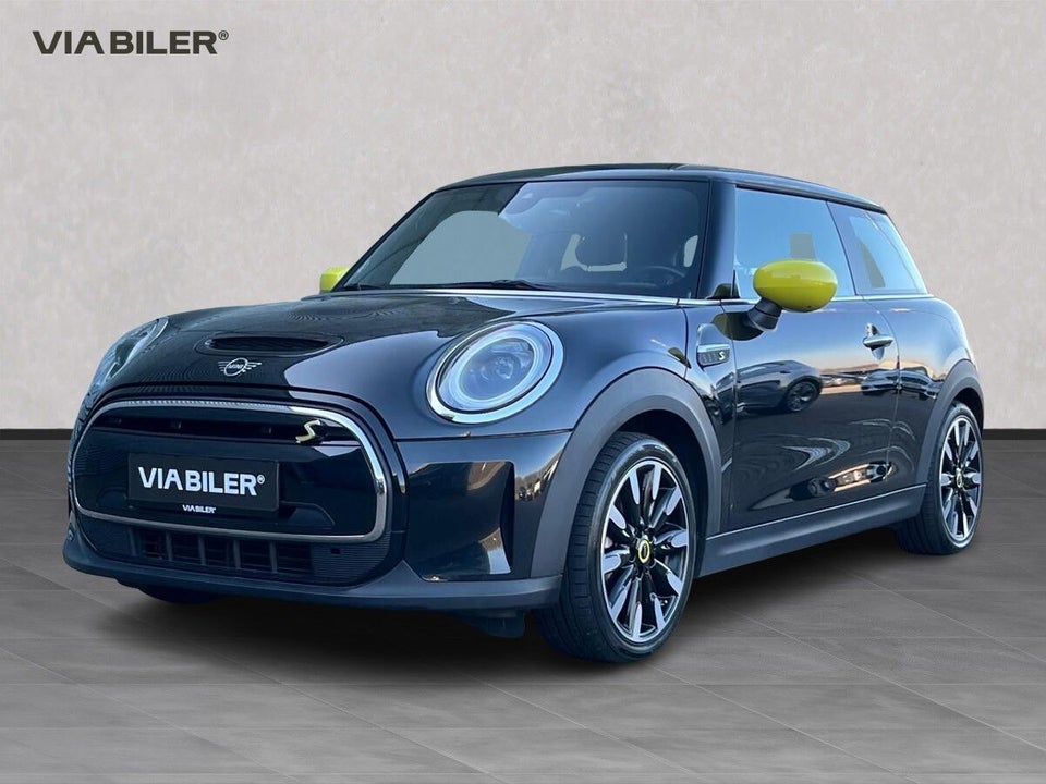 MINI Cooper SE Classic Trim 3d