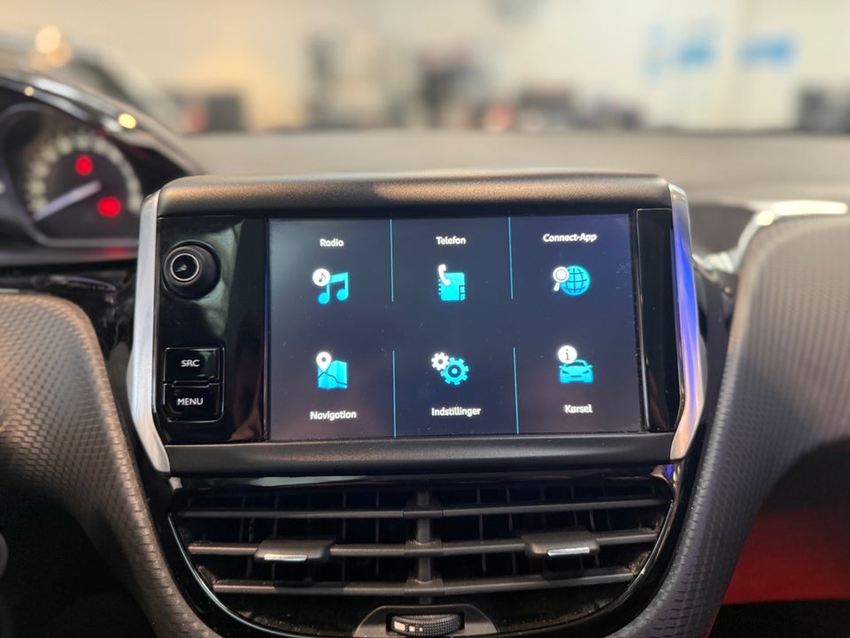 Peugeot 208 1,6 BlueHDi 100 Allure Sky 5d