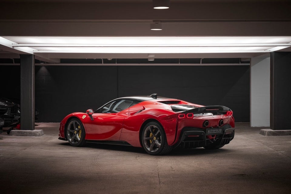 Ferrari SF90 Stradale 4,0 DCT 2d