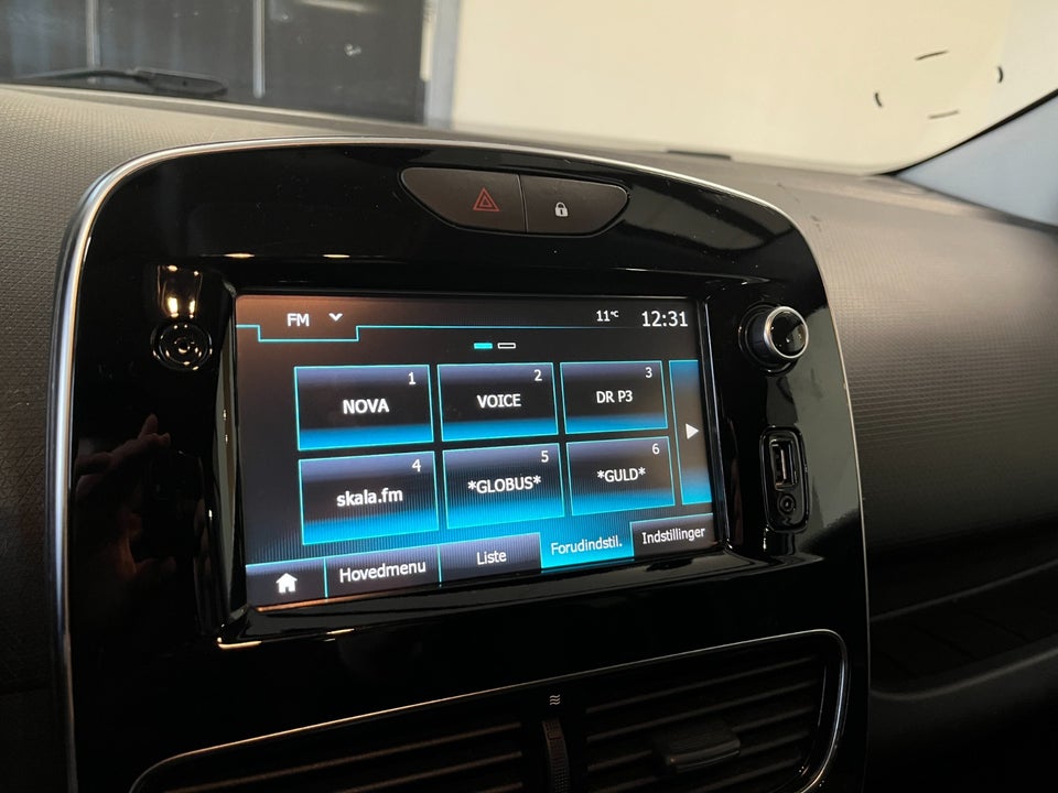 Renault Clio IV 0,9 TCe 90 Expression Sport Tourer 5d