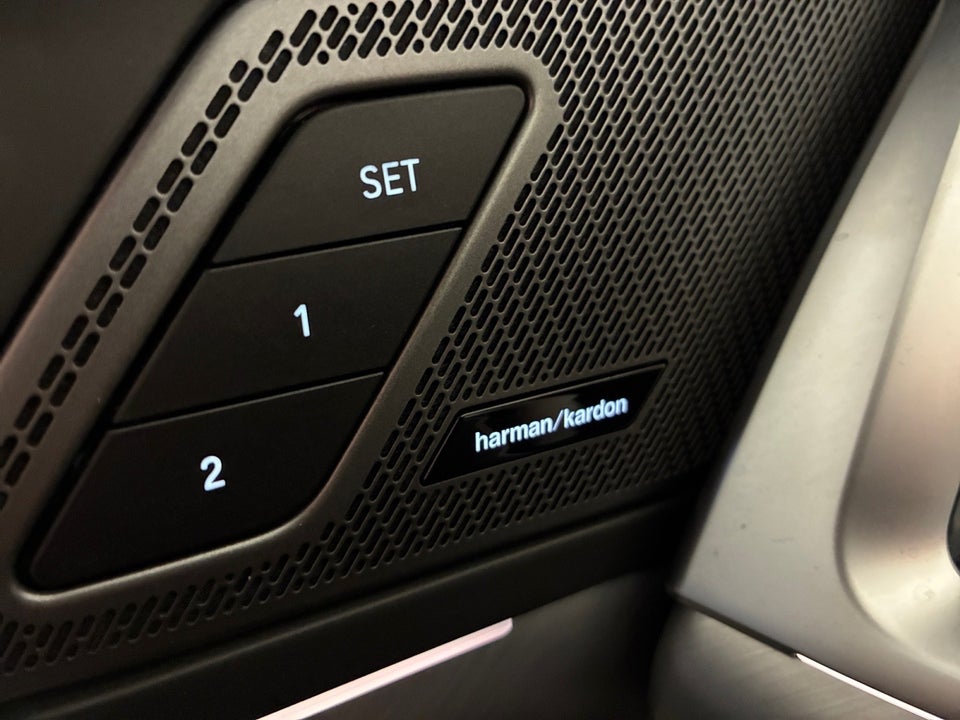BMW iX2 xDrive30 Fully Charged 5d