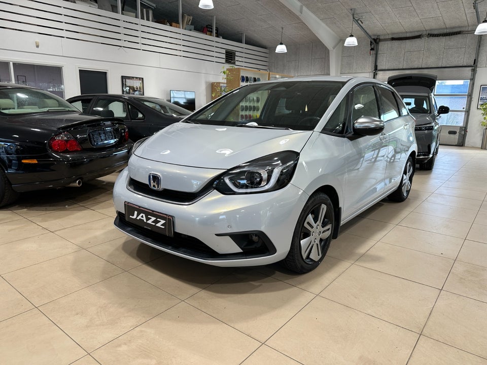 Honda Jazz 1,5 i-MMD Executive eCVT 5d