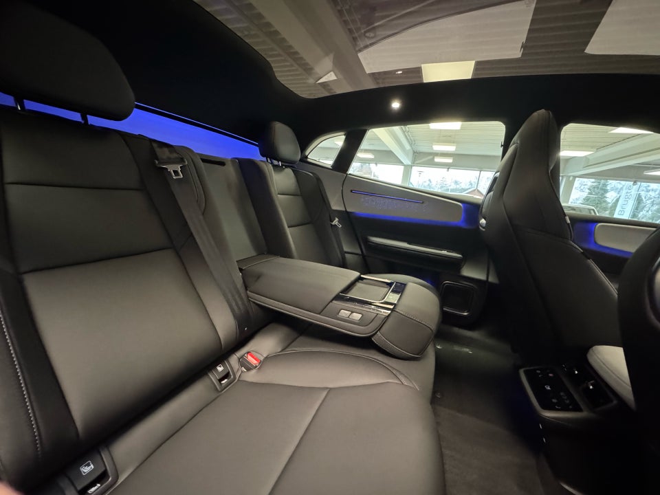 Polestar 4 Long Range AWD 5d