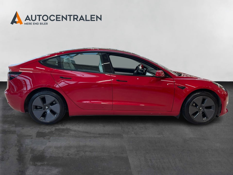 Tesla Model 3 Long Range AWD 4d