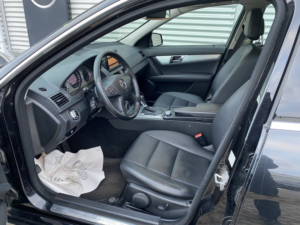 Mercedes C220 2,2 CDi Avantgarde stc. aut. 5d