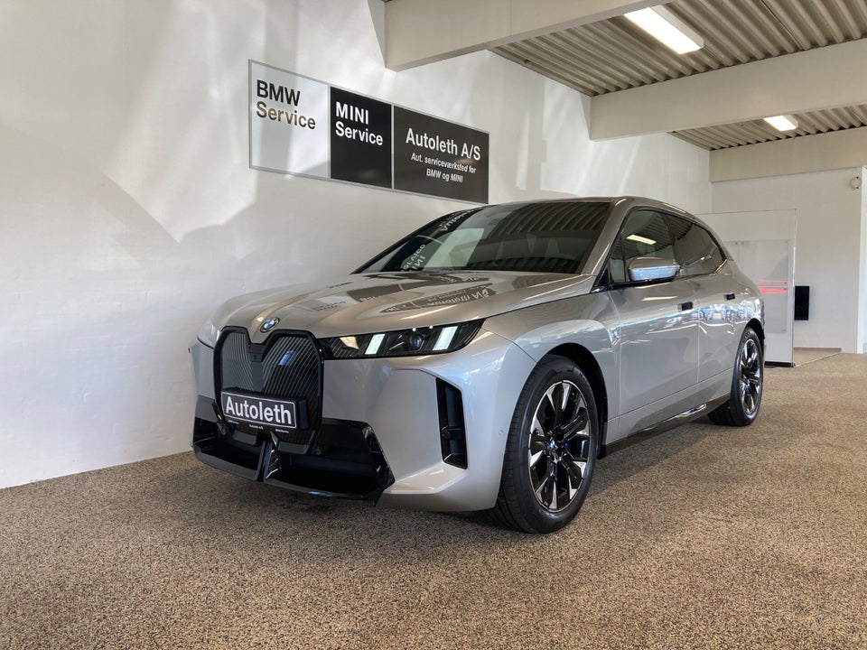 BMW iX xDrive45 M-Sport 5d