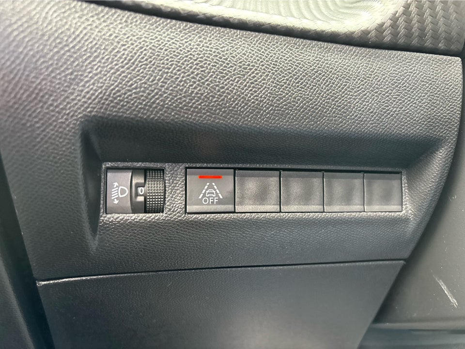 Peugeot 2008 1,2 PureTech 130 Active Pack EAT8 5d