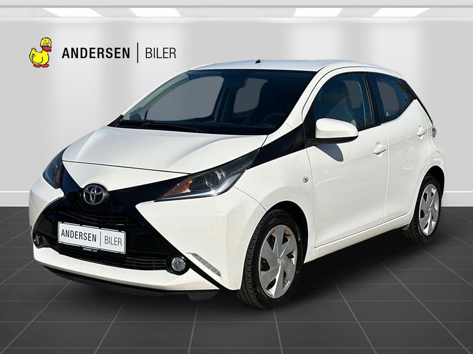 Toyota Aygo 1,0 VVT-i x-play x-touch 5d