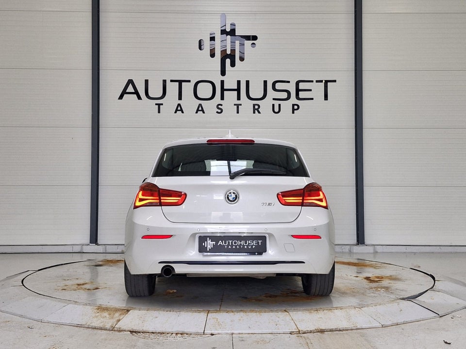 BMW 118i 1,5 Sport Line aut. 5d