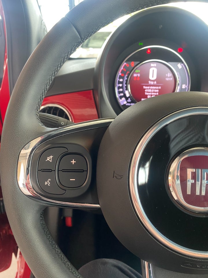 Fiat 500C 1,0 Hybrid (RED) 2d