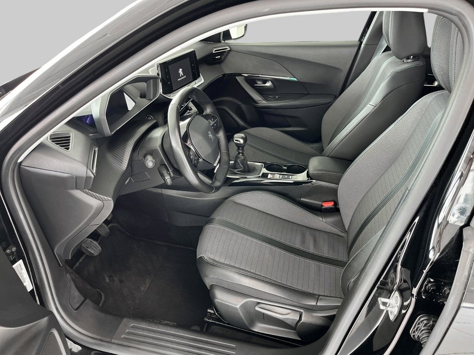 Peugeot 2008 1,2 PureTech 130 Allure Pack 5d