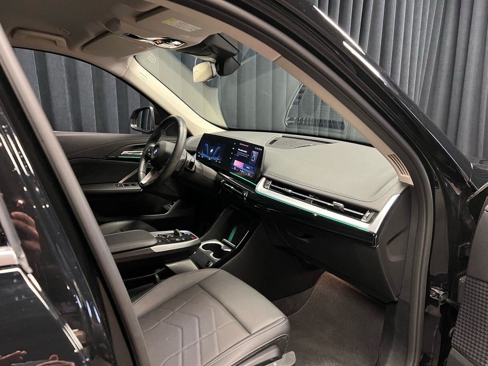 BMW iX1 eDrive20 X-Line 5d