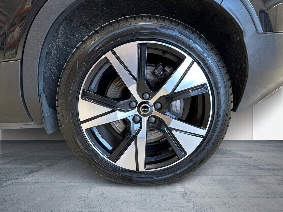 Volvo XC40 P8 ReCharge Twin R-Design 5d