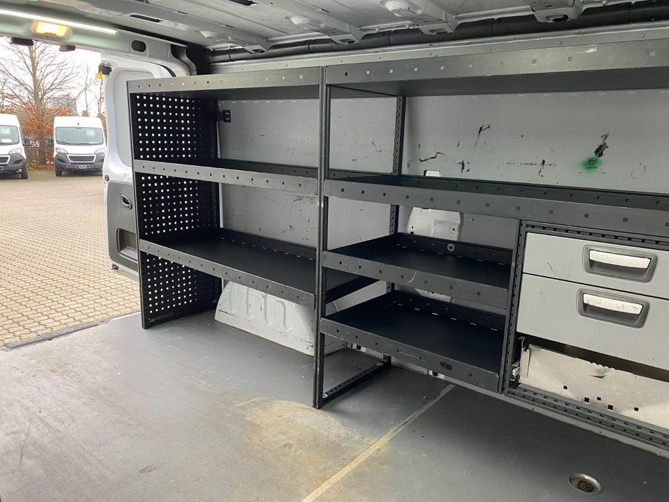 Renault Trafic T29 2,0 dCi 145 L2H1