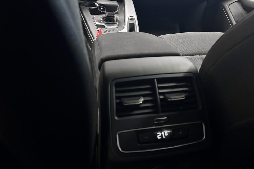 Audi A4 40 TFSi Advanced Prestige Tour plus S-tr. 4d