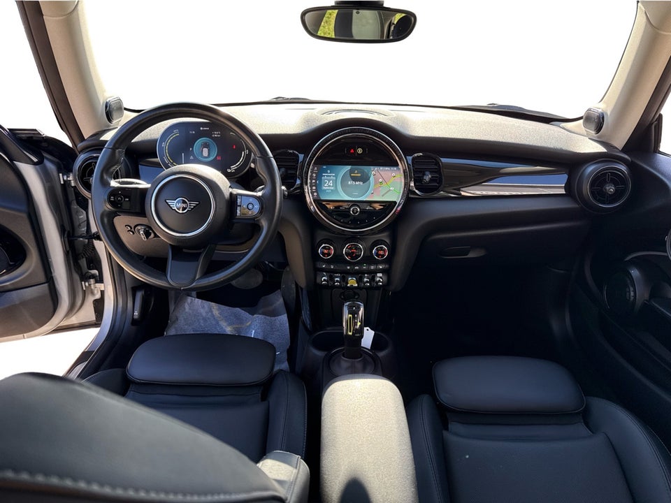 MINI Cooper SE Classic Trim 3d