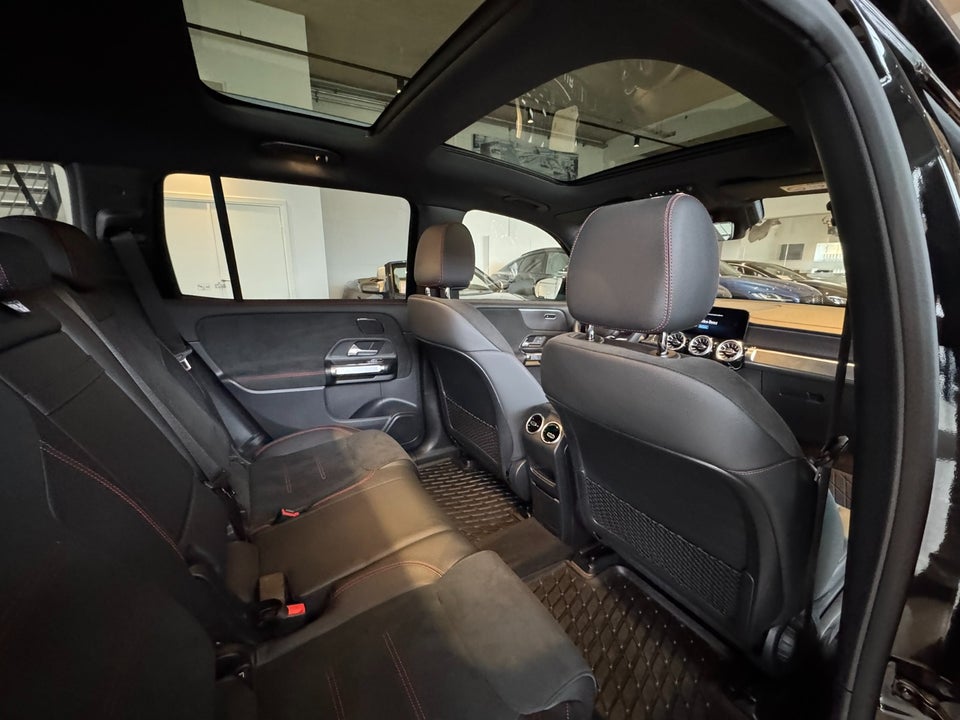 Mercedes EQB250 AMG Line 5d