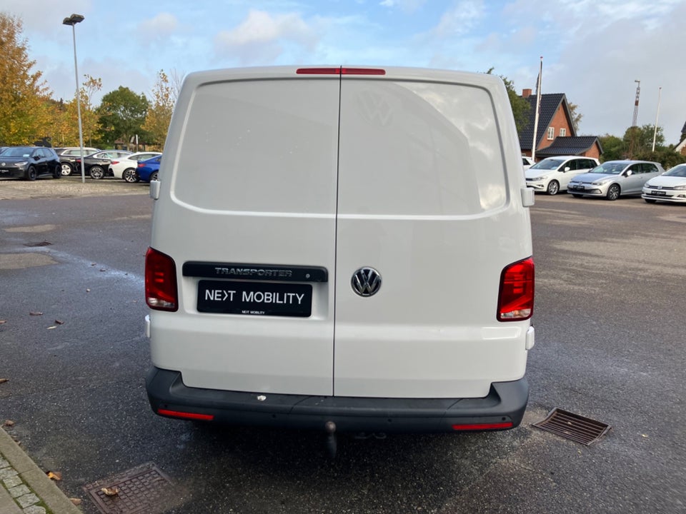 VW Transporter 2,0 TDi 204 Kassevogn DSG lang