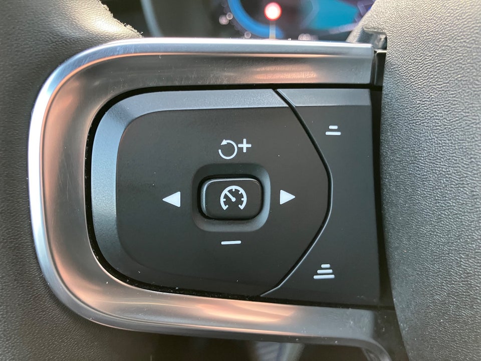 Volvo XC40 P6 ReCharge Plus 5d