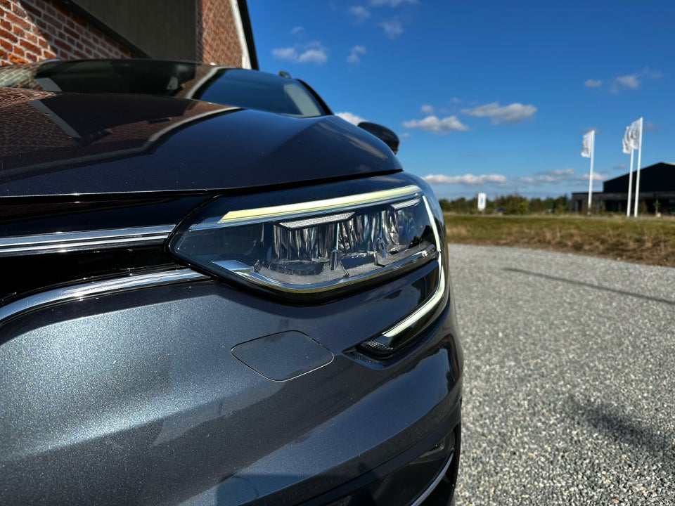 Renault Megane IV 1,3 TCe 140 Zen Sport Tourer 5d