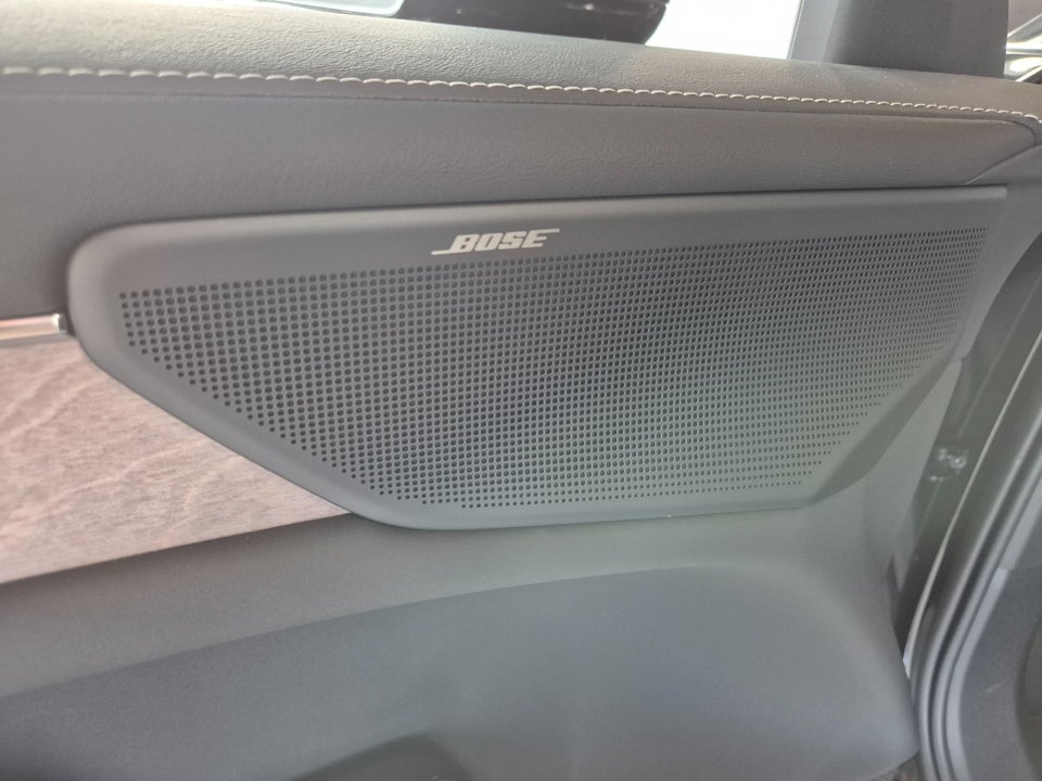 Volvo ES90 Extended Range Plus 4d
