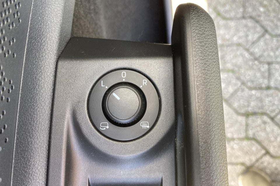 Skoda Enyaq 60 iV Loft 5d