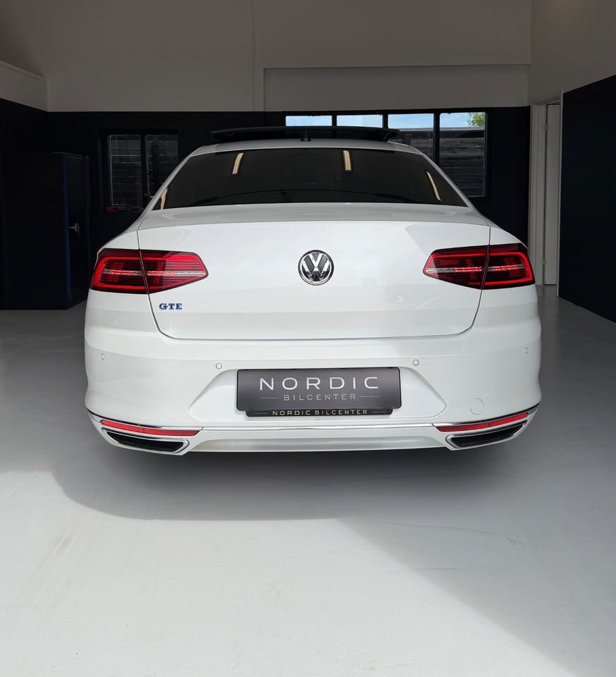 VW Passat 1,4 GTE Highline DSG 4d
