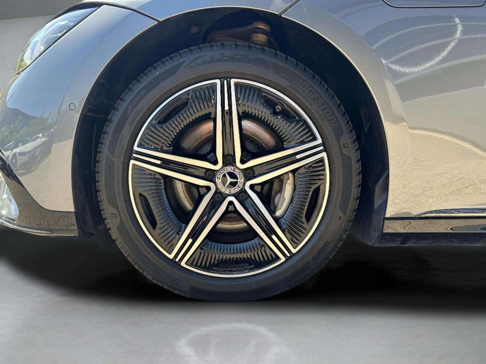 Mercedes EQE350 AMG Premium 4Matic 4d