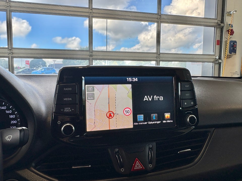 Hyundai i30 1,0 T-GDi Premium Fastback 5d