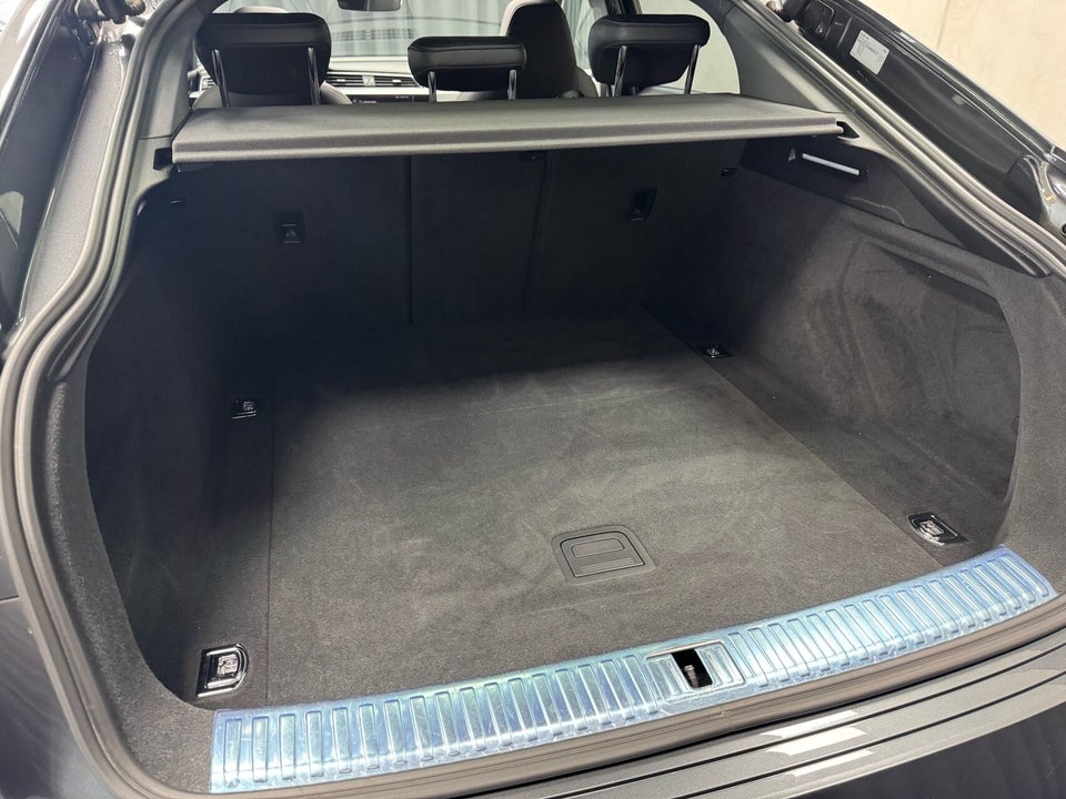 Audi e-tron S Sportback quattro 5d