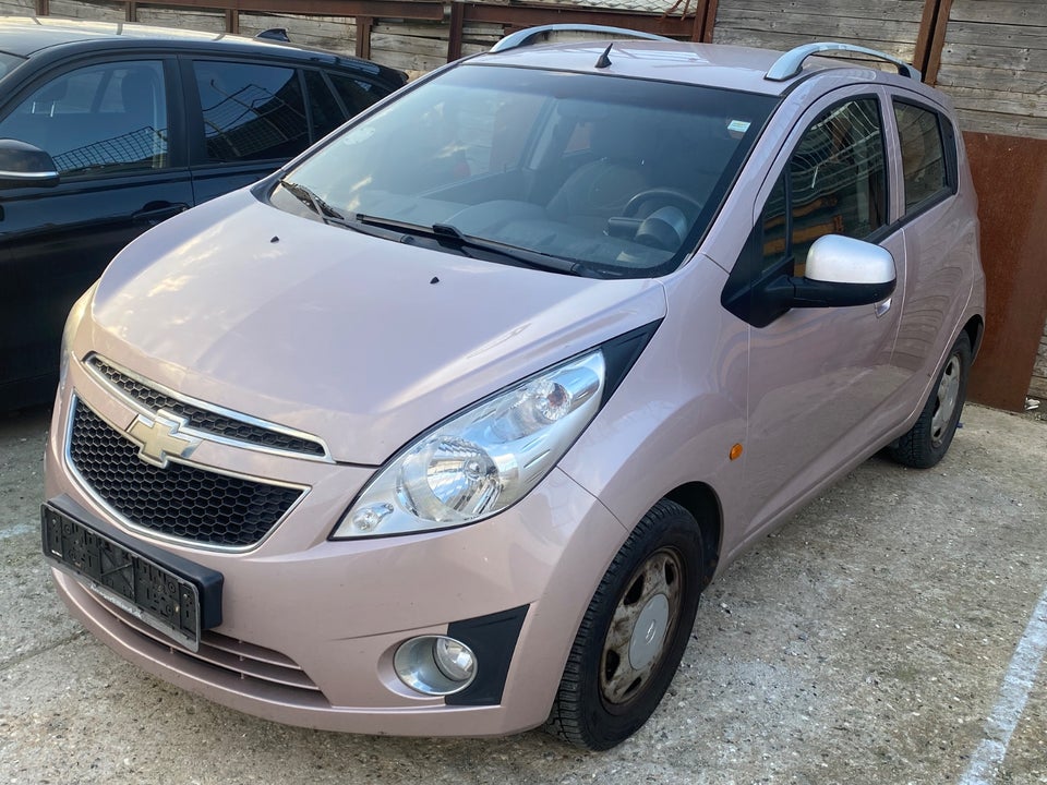 Chevrolet Spark 1,0 LS 5d