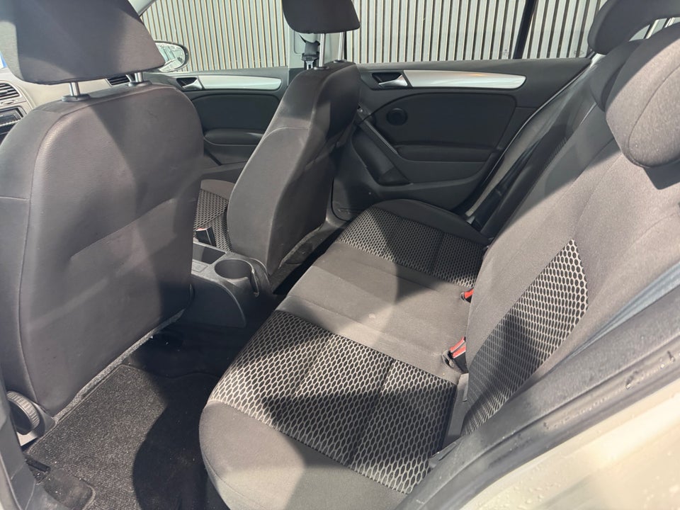 VW Golf VI 1,4 16V Trendline 5d