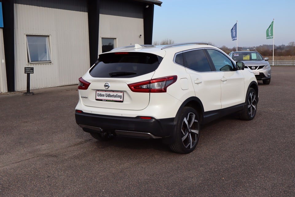 Nissan Qashqai 1,3 Dig-T 140 Tekna+ 5d