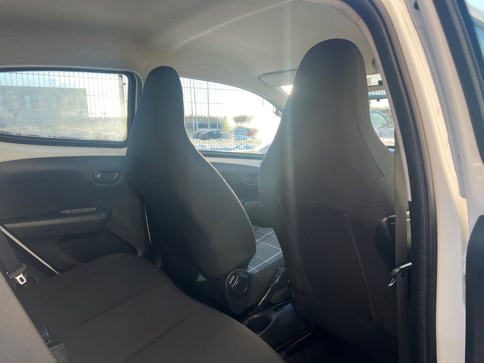 Peugeot 108 1,0 e-VTi 69 Allure 5d