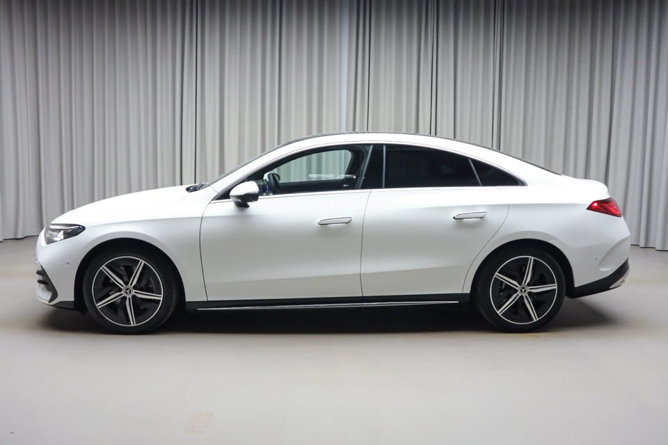 Mercedes CLA250+ electric AMG Premium 4d