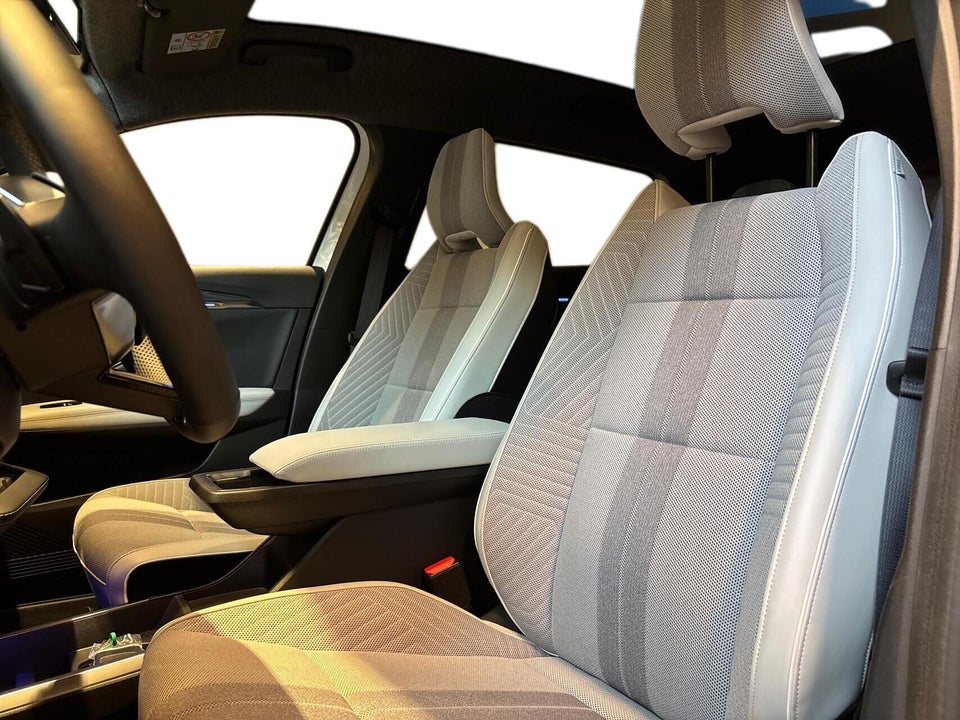 Renault Scenic E-Tech 87 Iconic 5d