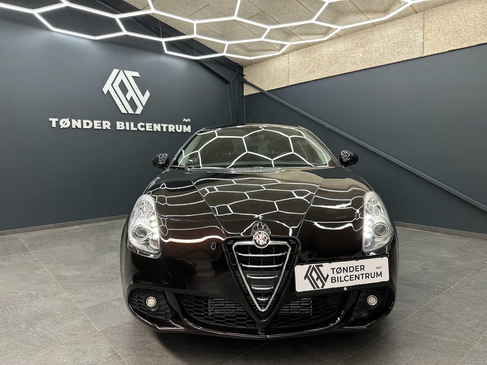 Alfa Romeo Giulietta 1,4 Turbo 120 Distinctive 5d