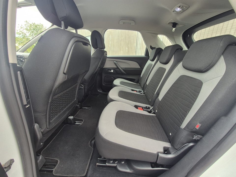 Citroën C4 Picasso 1,6 e-HDi 115 Intensive ETG6 5d