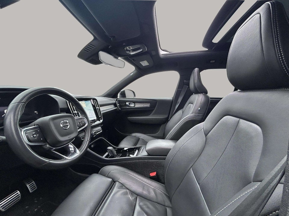Volvo XC40 P8 ReCharge Twin R-Design 5d