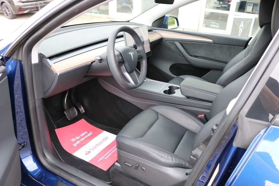 Tesla Model Y RWD 5d