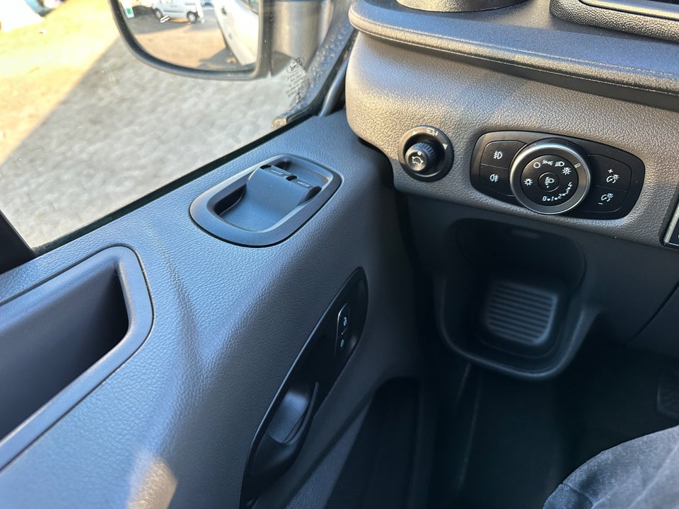 Ford Transit 350 L2 Van 2,0 TDCi 130 Trend H2 FWD