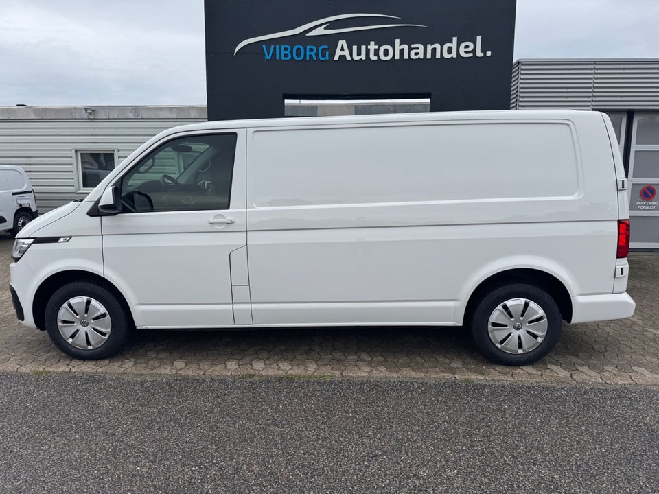 VW Transporter 2,0 TDi 150 Kassevogn DSG lang